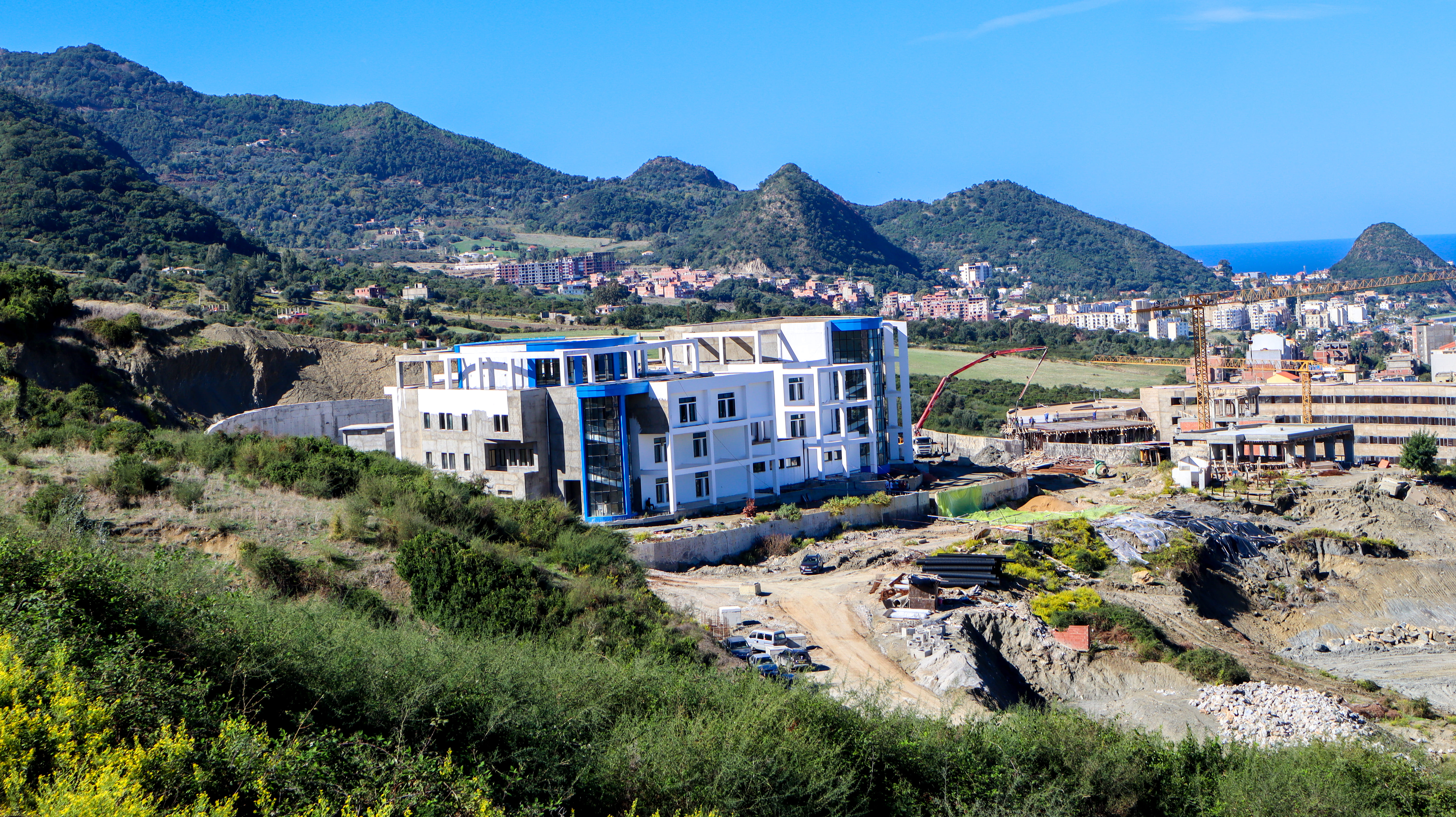 Bibliotheque 1000 Places El Aouana - 13.jpg